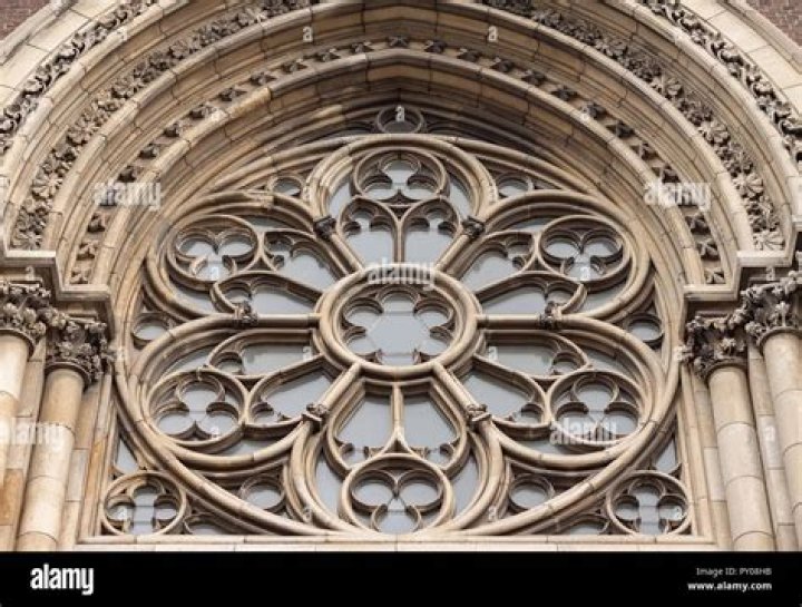 Are rose window gothic architecture?