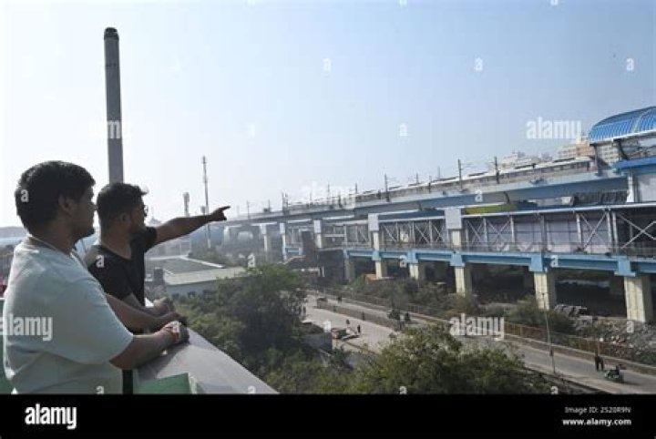 At new ashok nagar?