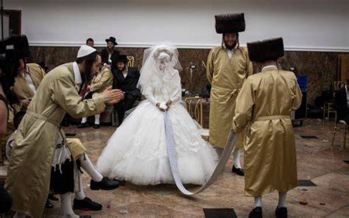 Can a tallit be washed?