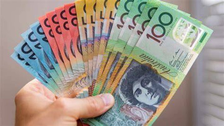 Can delisted shares be transferred?