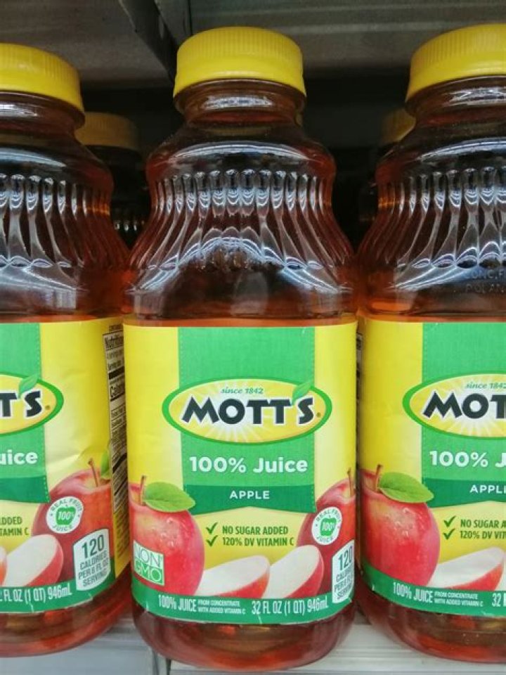 Can dogs drink motts apple juice?
