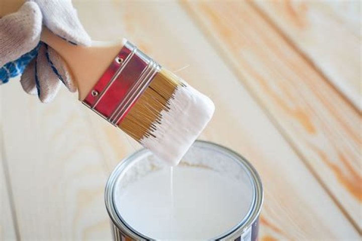 Can enamel paint be used on wood?