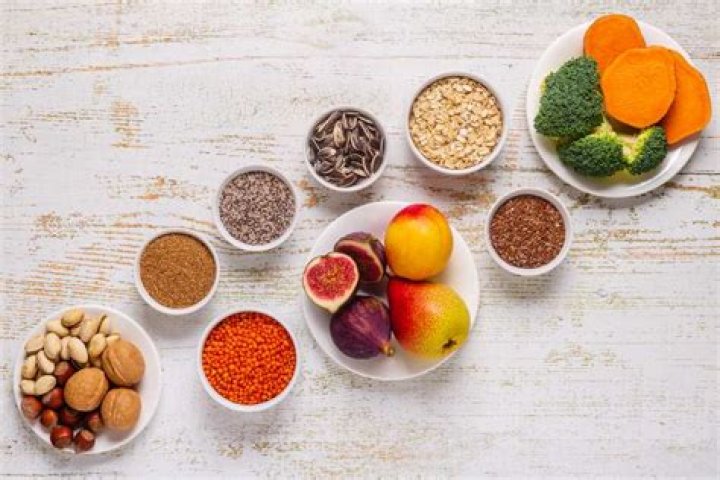 Can ulcer patient eat hot food?