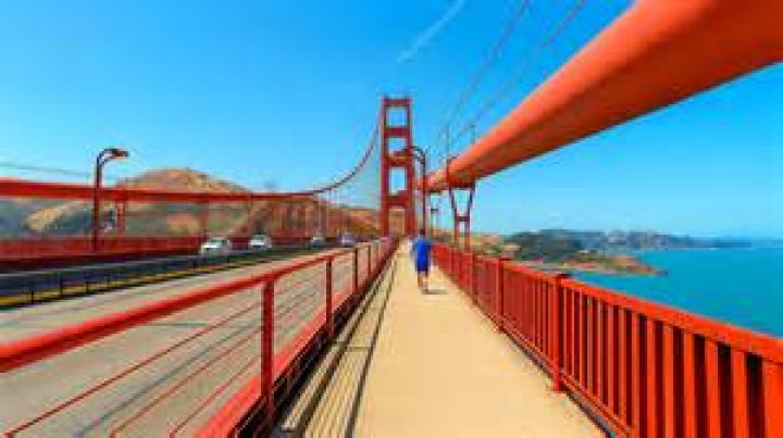 Can you walk on bosphorus bridge?