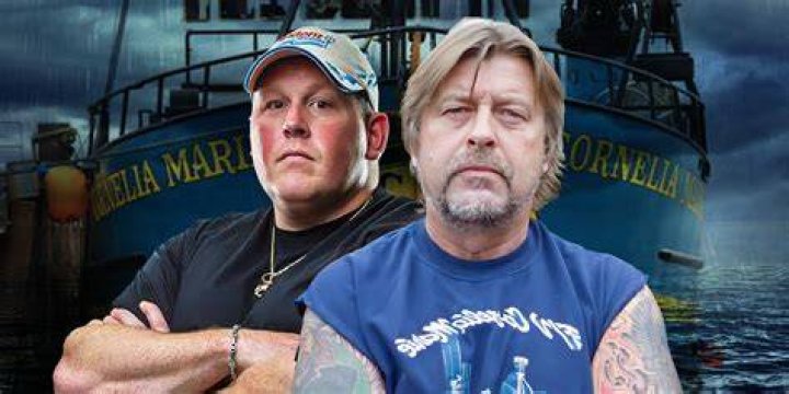 Did a boat sank on deadliest catch?
