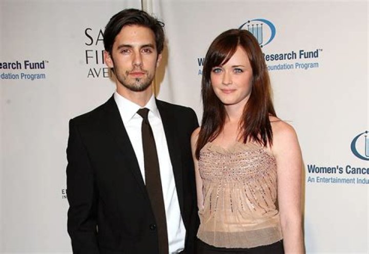 Did alexis bledel and jared date?