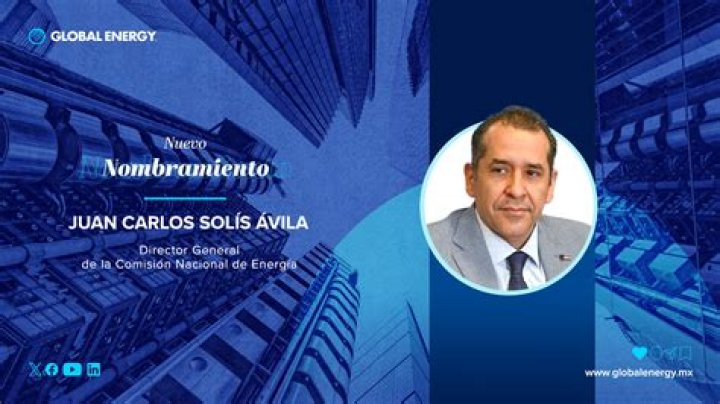 Did carlos solis actor change?