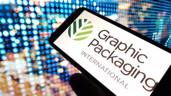 Did graphic packaging buys international paper?