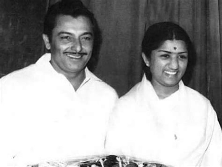Did lata mangeshkar get married?