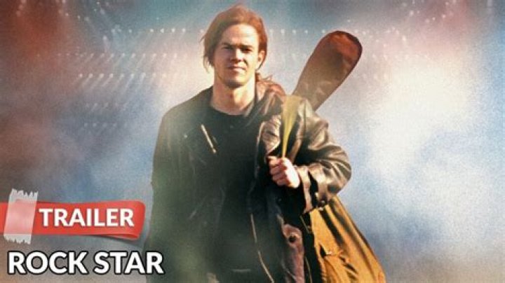 Did mark wahlberg sing in rockstar?