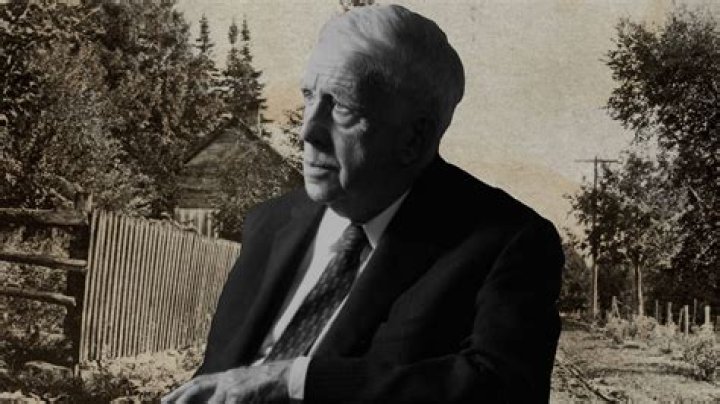 Did robert frost wrote in iambic pentameter?