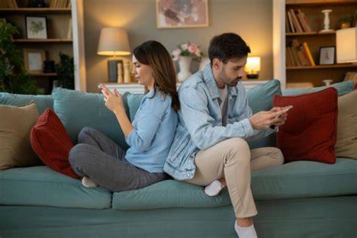 Do babies instinctively know their fathers?