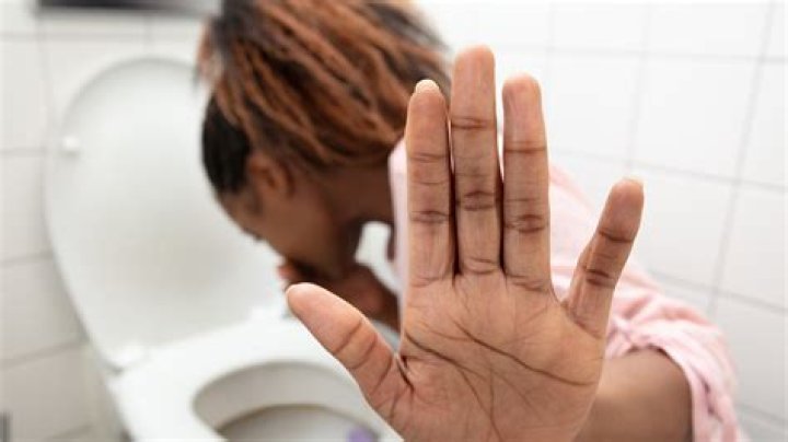 Do corona patient vomits?