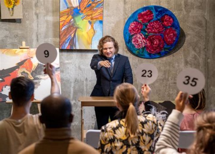 Do galleries buy art?