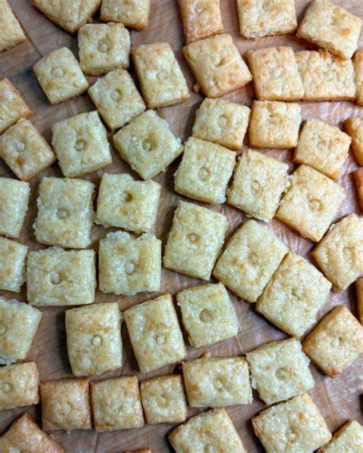 Do rice crackers have gluten?