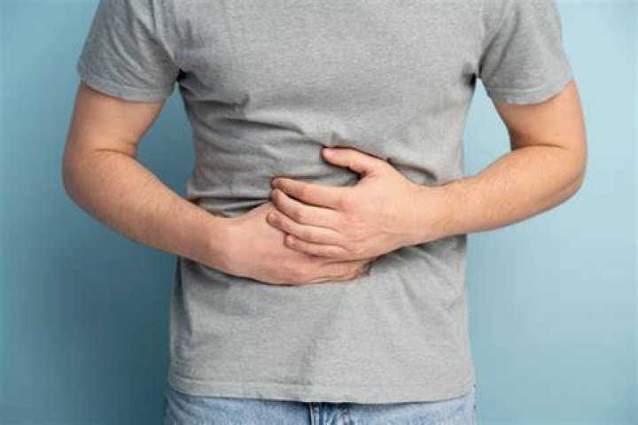 Do worms cause stomach rumbling?