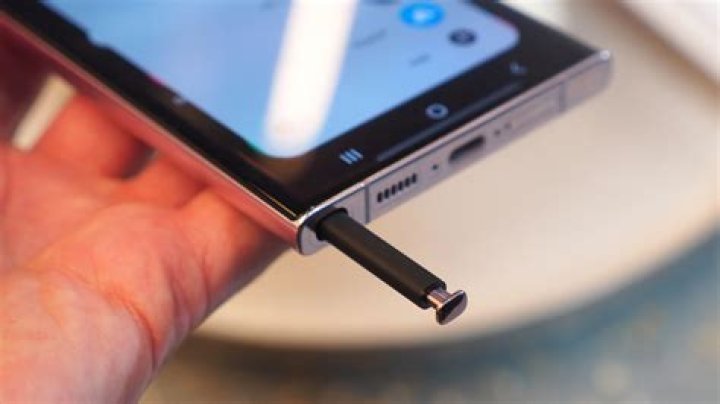 Does acer spin 3 come with stylus?