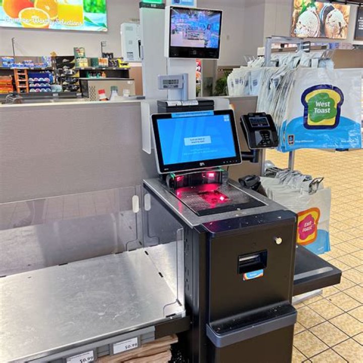 Does aldi have self checkout?