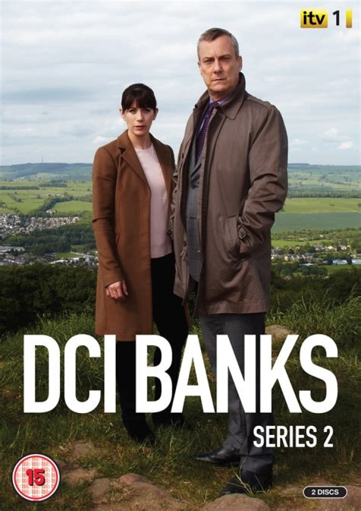 Does annie leave dci banks?