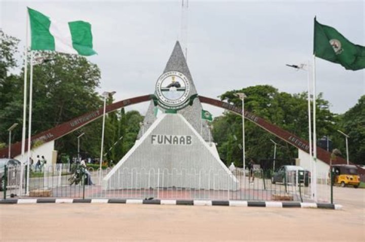 Does funaab accept two sittings?