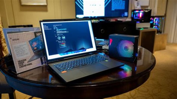 Does laptops have microphones?