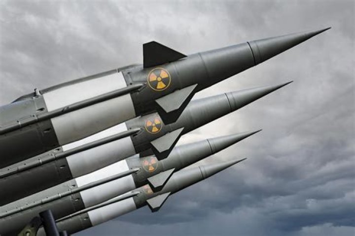 Does libya have nuclear weapons?