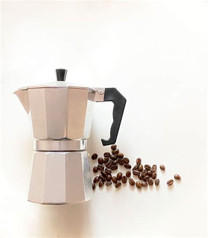 Does moka create alliances how?