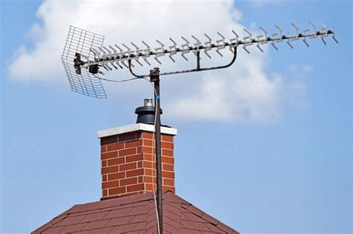 How do aerial antennas work?