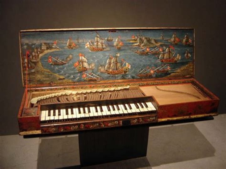 How do clavichords work?