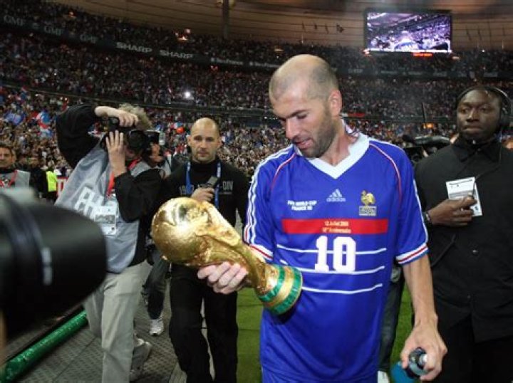 How many clasicos has zidane won?