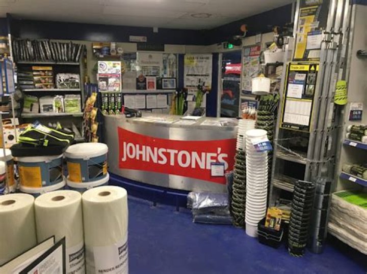 How many johnstone's decorating centres are there?