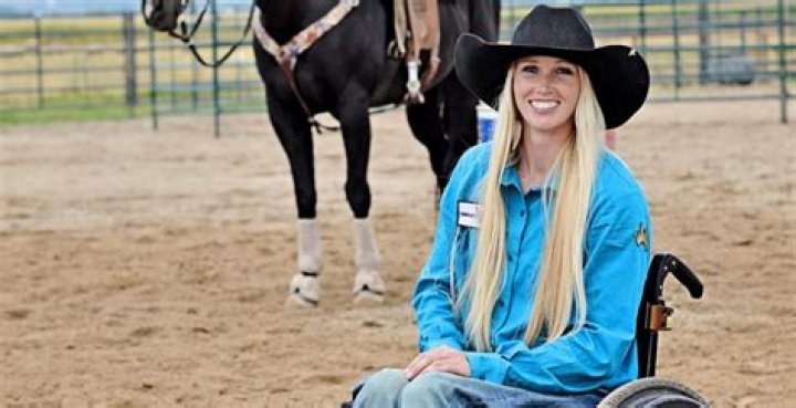 How old is amberley snyder?