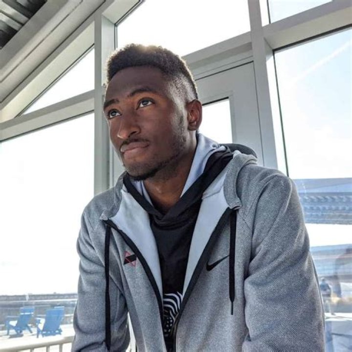How old is marques brownlee?