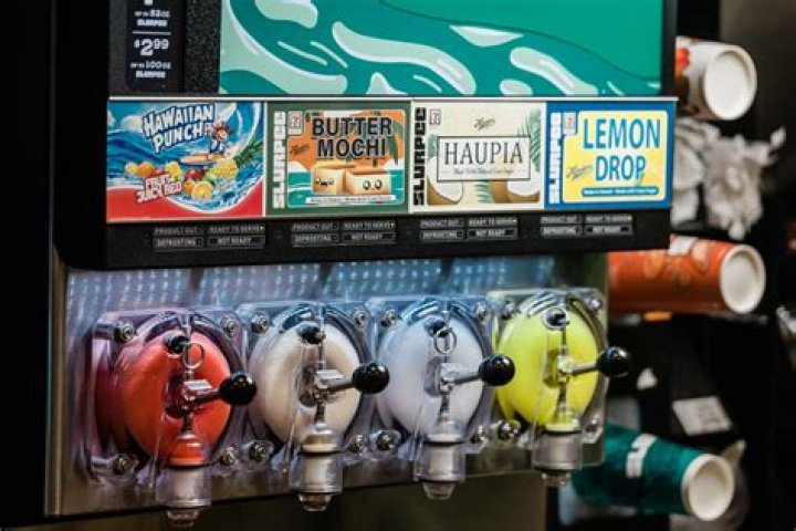 How slurpee machine works?