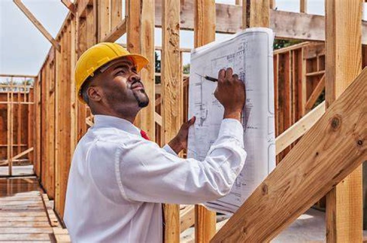 How to be a building inspector?