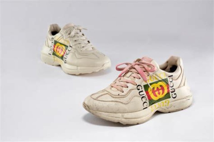 How to clean gucci rhyton?