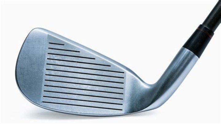 In golf what's the hosel?