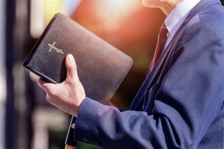 Is clergy mandated reporters?