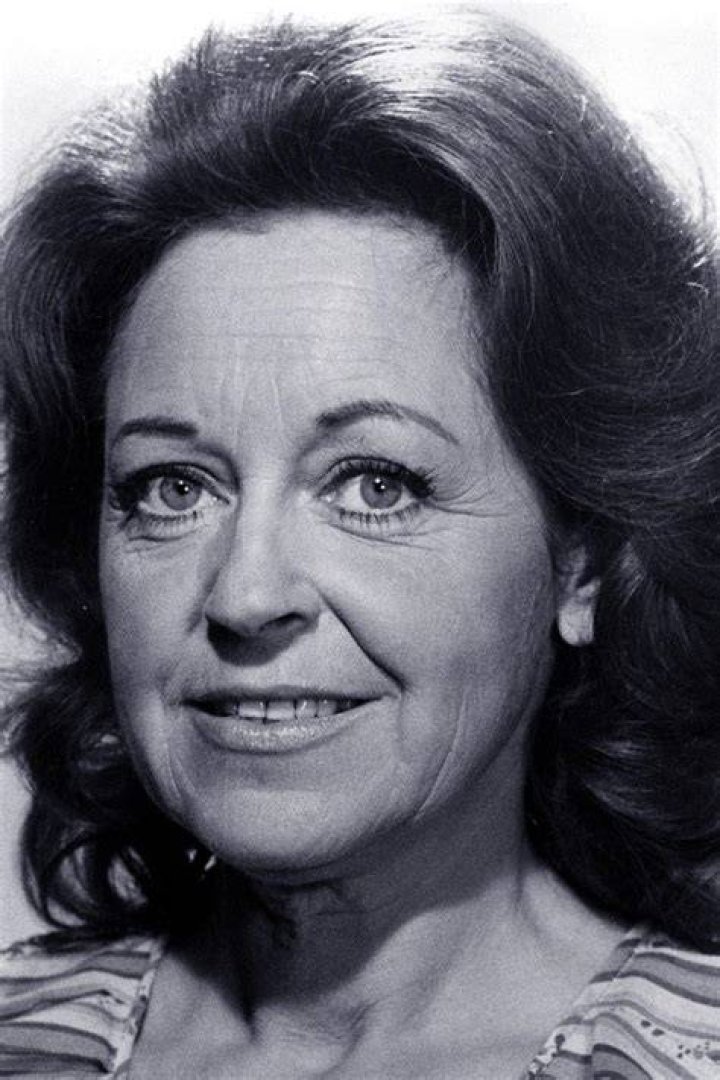 Is diana coupland still alive?
