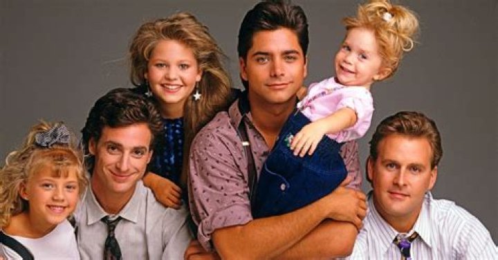 Is full house an extended family?
