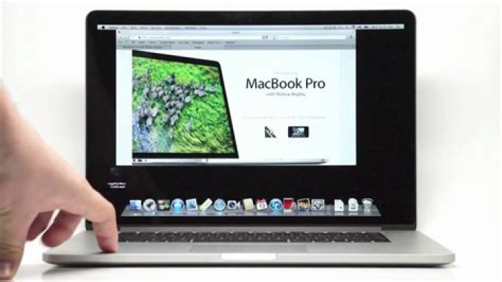 Is macbook pro mid 2012 retina?
