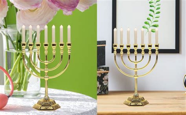 Is menorah a candle holder?