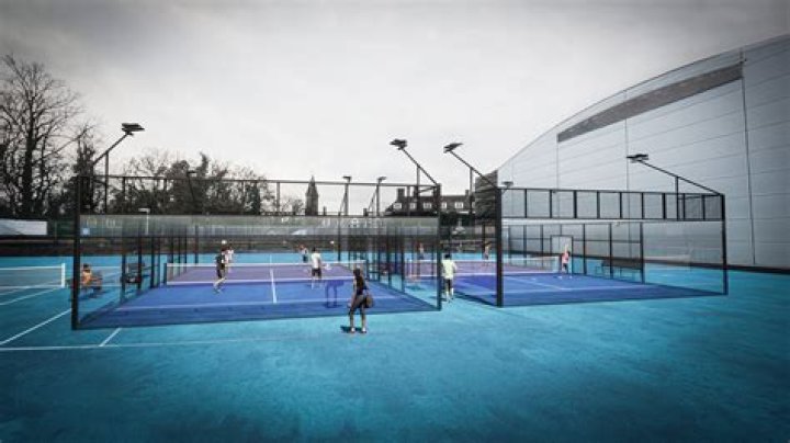 Is racquetball the same as tennis?