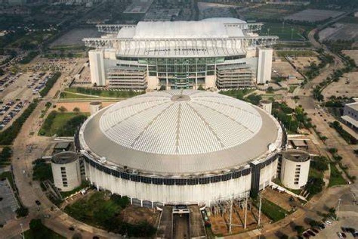 Is the astrodome a wonder of the world?