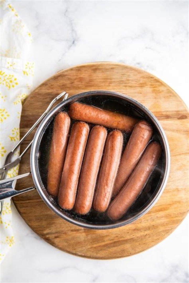 Should you boil hot dogs?