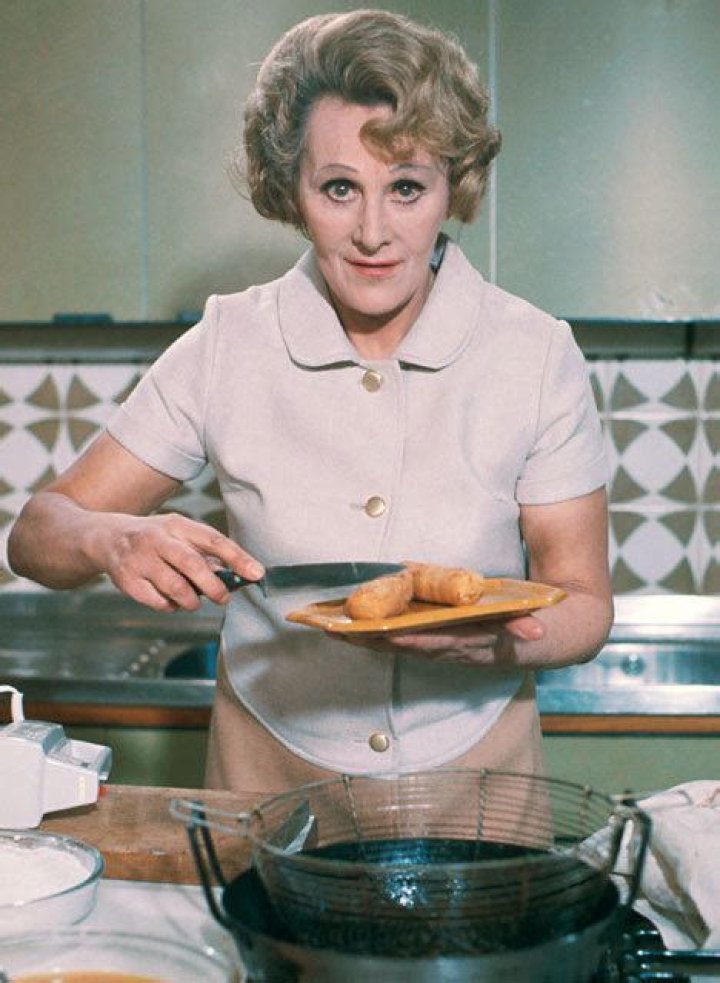Was fanny cradock a man in drag?