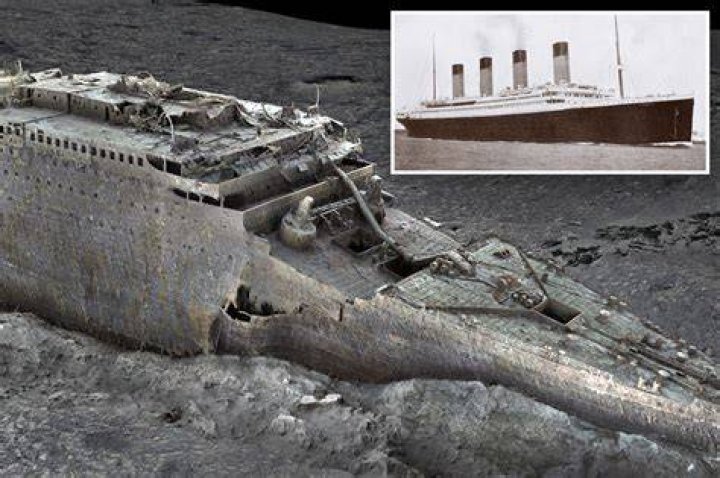 Was it the shipbuilders fault that the titanic sank?