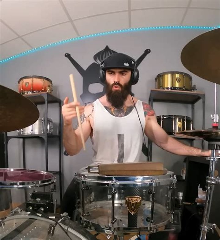 Was karen carpenter a good drummer?