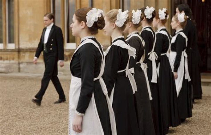 What are maids in waiting?