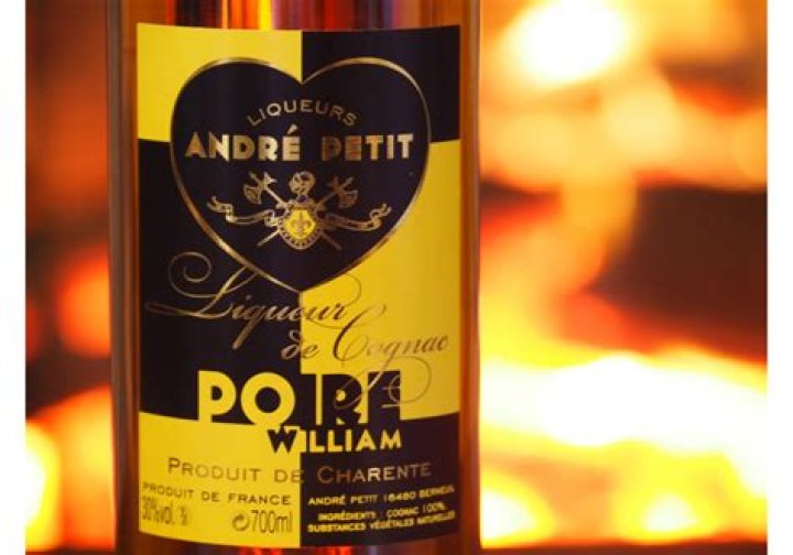 What does poire william taste like?